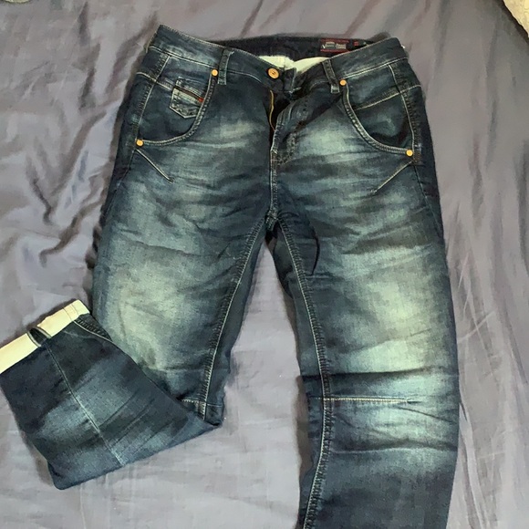 Diesel jeans blue boyfriend cut oversized high waist tight at the bottom part - Picture 5 of 12